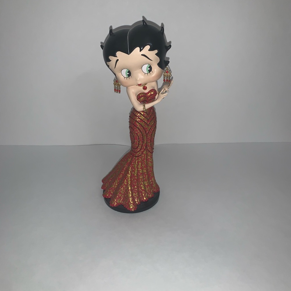 Betty Boop ‘Dazzling Diva’ - Danbury Collectable Figurine 2005 9" - Mint w/Tags